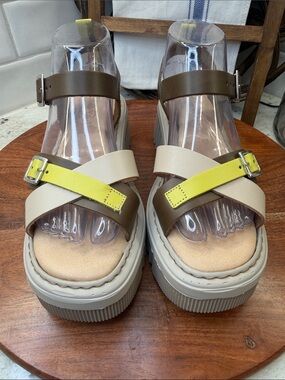 Carlo Pera Olive & Cream Platform Leather Strap Sandals with Yellow Accent- NWOT